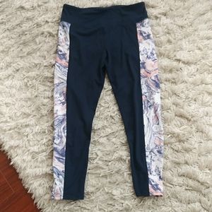 Slimming style & Side-pocket color block yoga pant